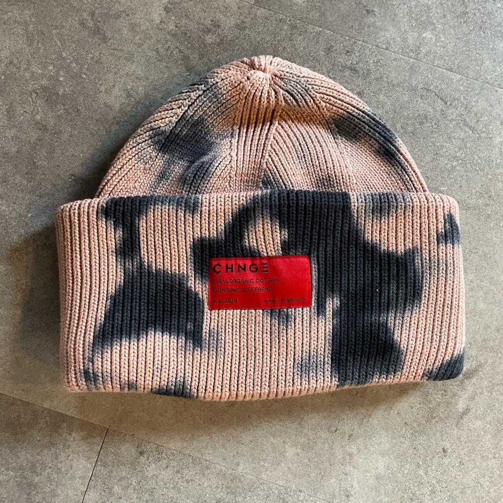 Dusty pink CHNGE Tiedye Beanie